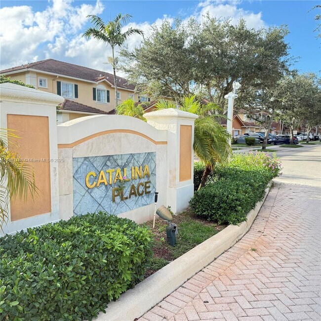Building Photo - 6482 Catalina Ln Rental