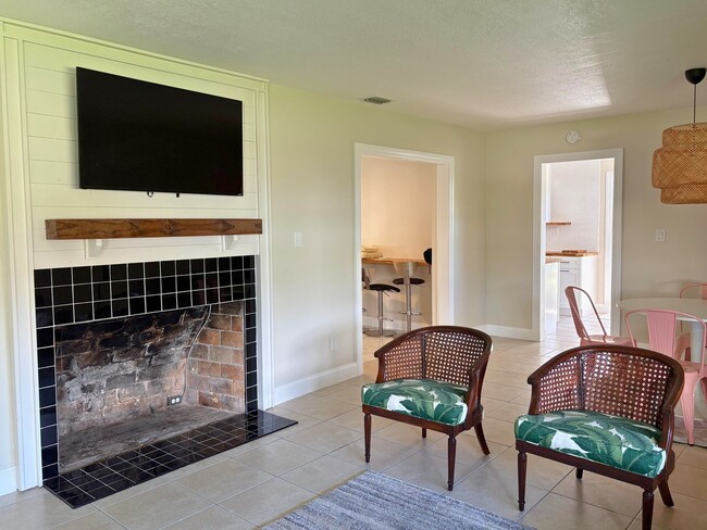 Photo - Steps to the Gulf! Spacious 3-Bed, 2 Bath ...