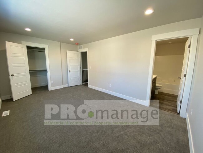Photo - Townhouse