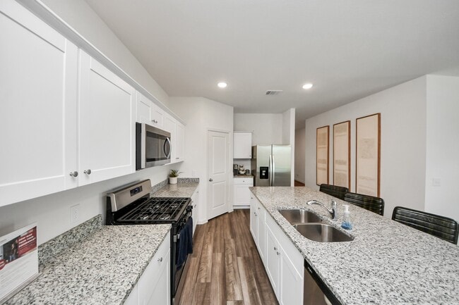 Photo - 2013 Chianti Grv Ln