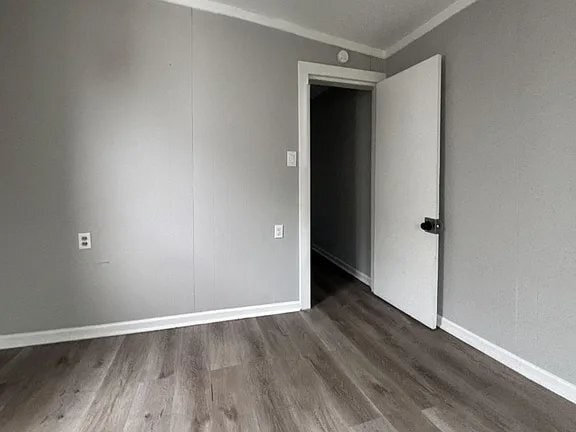 Photo - 705 Edgemore Rd