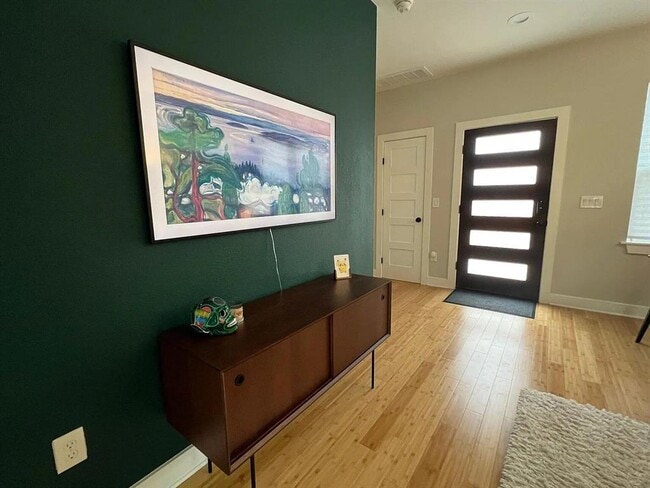 Photo - 5711 Tura Ln