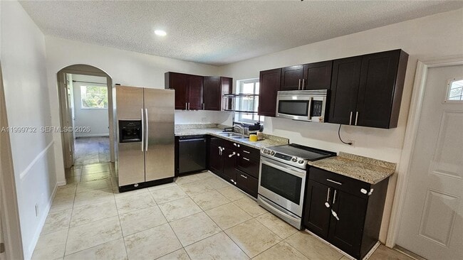 Photo - 117 NW 11th Ave