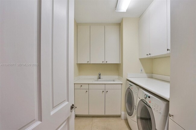 Photo - 10295 Collins Ave Unidad 504