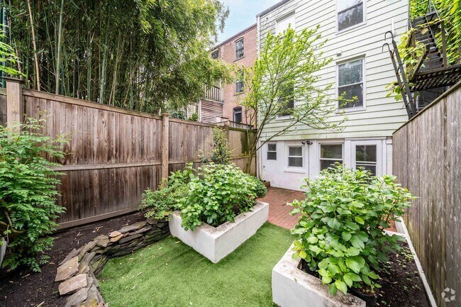 Building Photo - 232 1/2 3rd St Unit 1A Rental