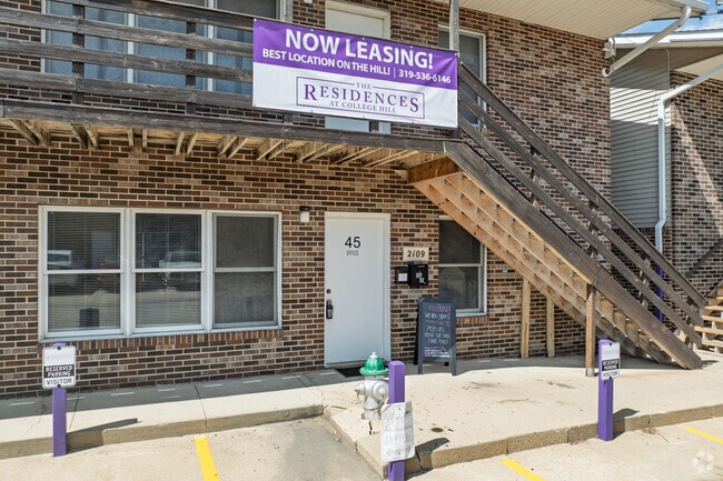 Entrance - Residences on College Hill