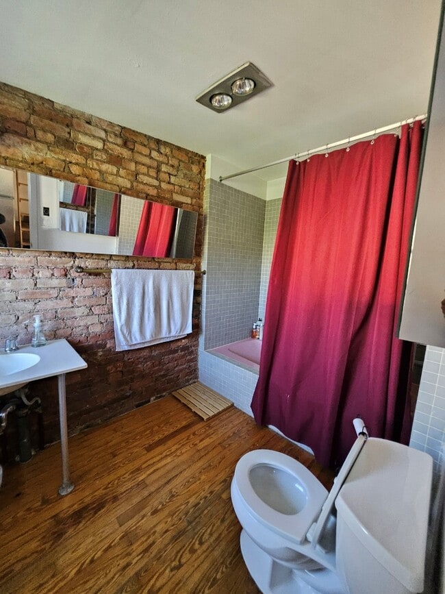 Building Photo - Welcome to Carroll Gardens!