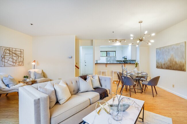 Photo - 1444 El Camino Real