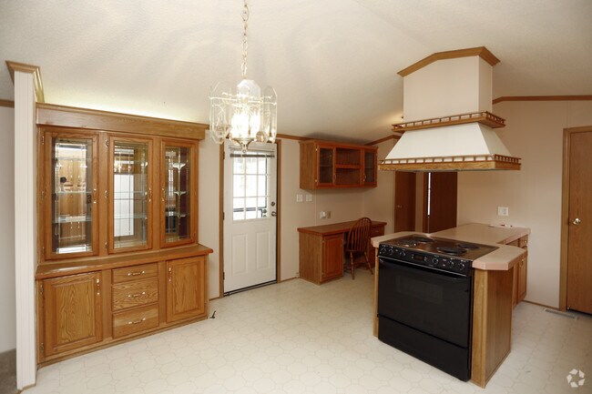 Kitchen - Pebble Creek