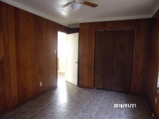 Building Photo - 3 bdrm 1 bath
