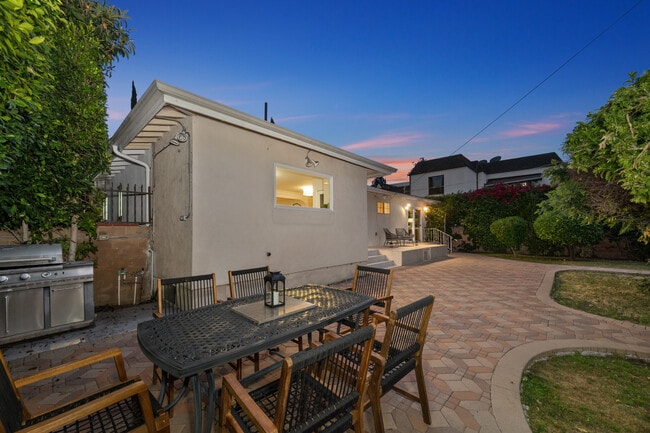 Photo - 465 N Kilkea Dr