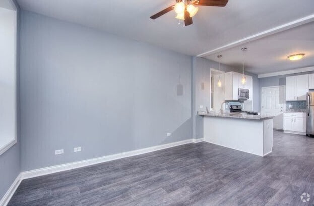 Building Photo - 1302 N Greenview Ave Unit 2R Rental
