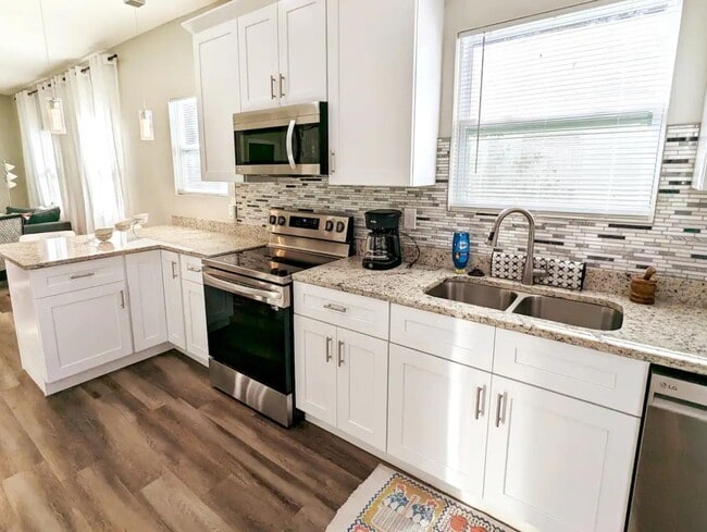 Photo - 1804 E Louisiana Ave Unit Duplex