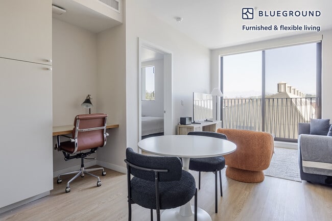 Photo - 200 Mesnager St Unidad SI FL3-ID1250