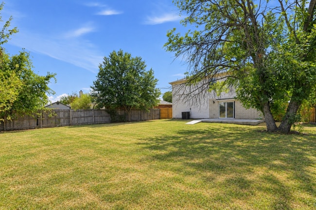 3912 Sonoma Dr