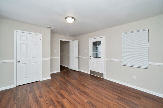 Photo - 1926 Long 12th St N