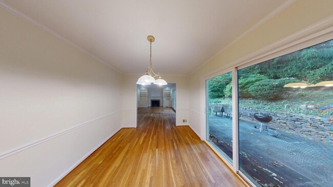 Photo - 6703 Rannoch Rd