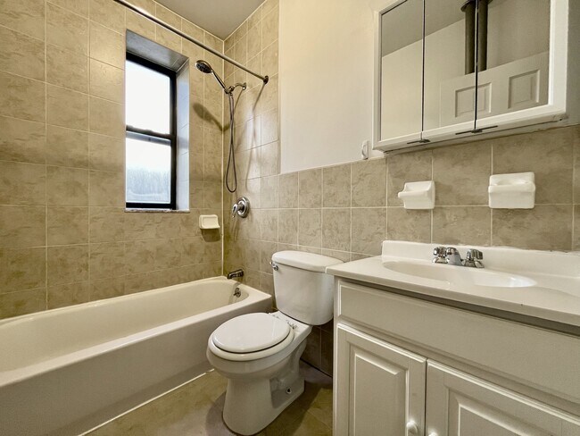 Photo - 709 W 176th St Unit 4F