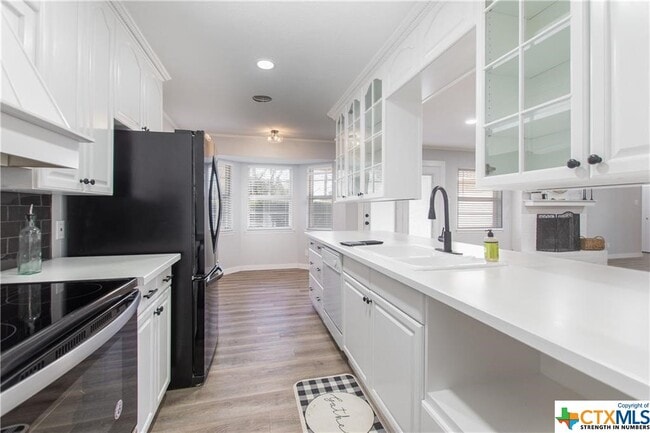 Photo - 1812 Southshore Spur