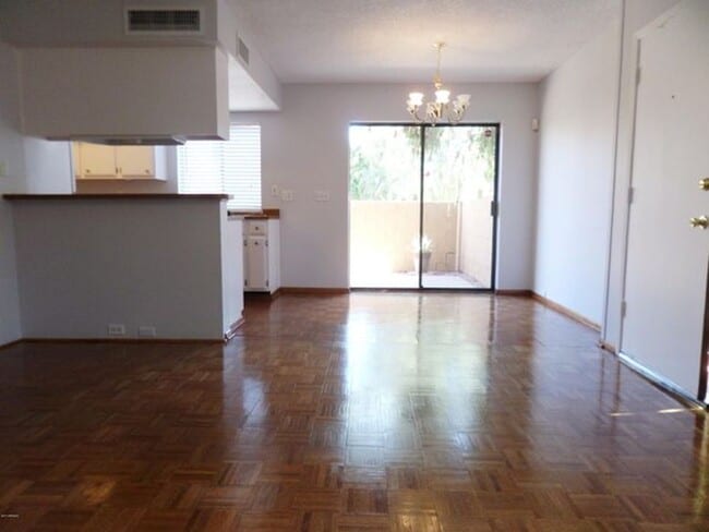 Photo - 2 BDRM TWNHSE AT POINTE TAPATIO