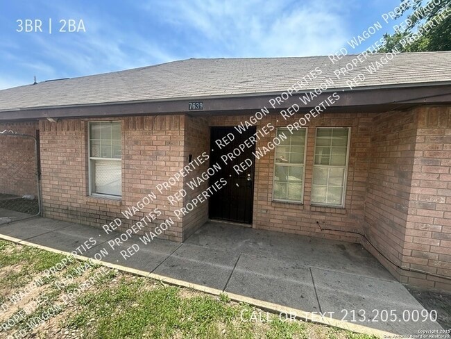 Building Photo - 7639 Windsor Oaks Unit 7639 Rental