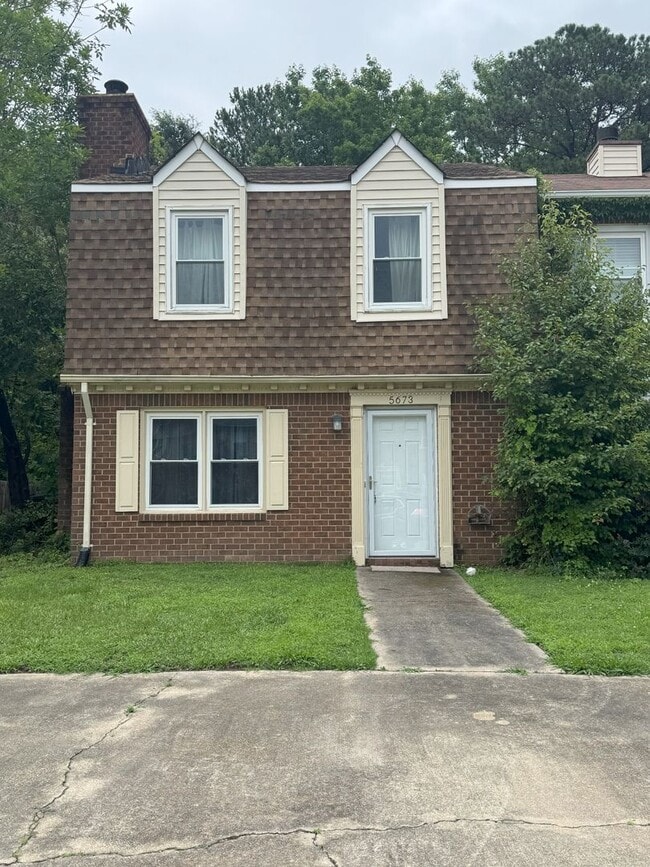 Charming 2 Bedroom in Churchland - Charming 2 Bedroom in Churchland House