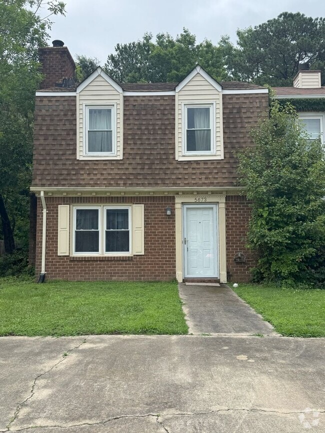 Building Photo - Charming 2 Bedroom in Churchland Rental