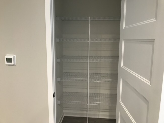 Photo - 4525 100th St