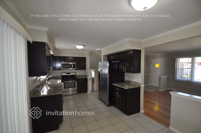 Photo - 7653 W 105th St