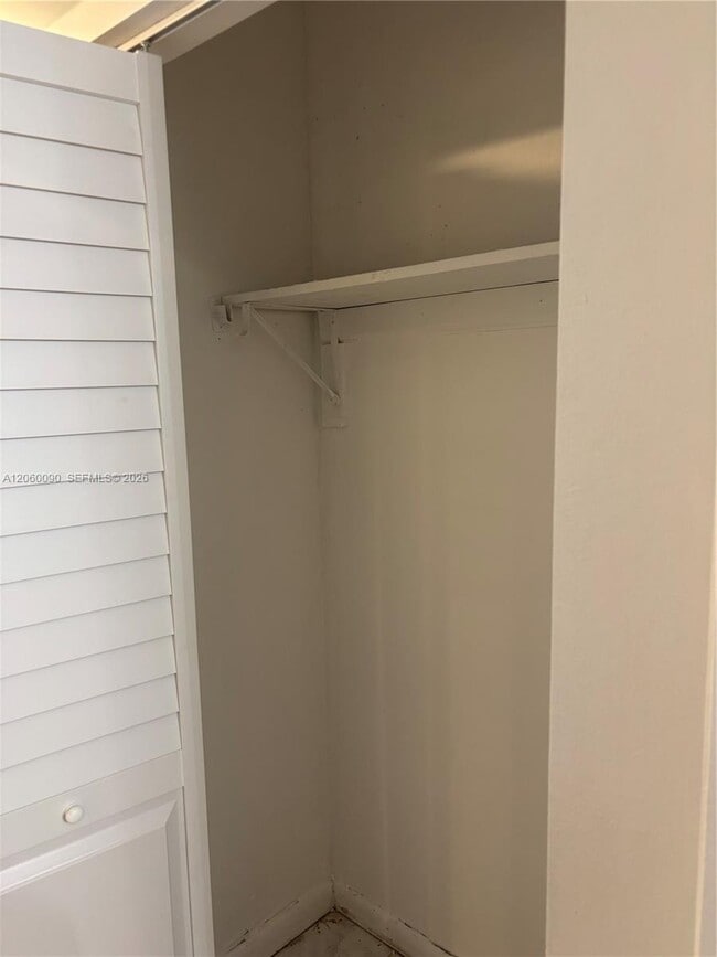Photo - 3600 NW 21st St Unit 101