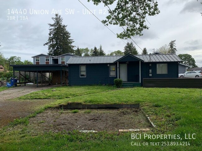 Spacious one bedroom home close to JBLM - Spacious one bedroom home close to JBLM Unit #2