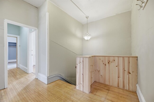 Photo - 514 5th Ave SE