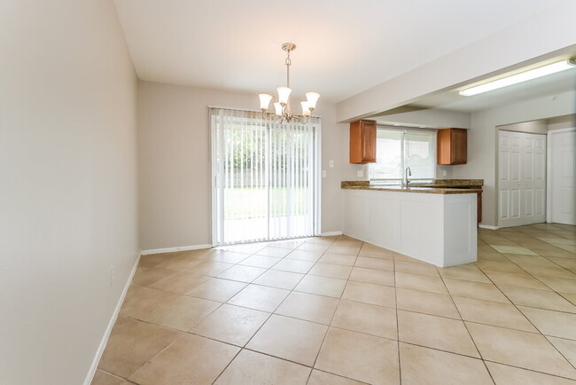 Photo - 171 SE Floresta Dr