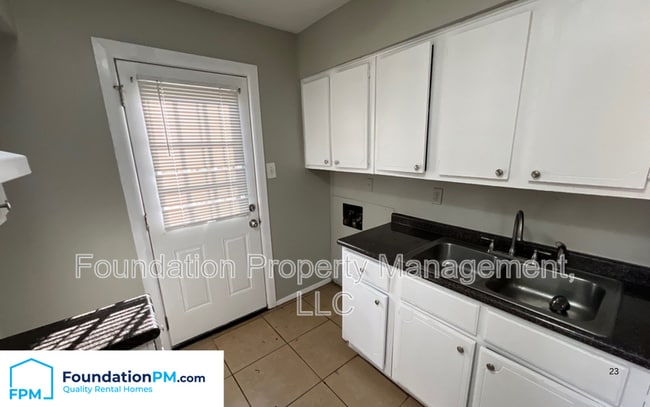 Photo - 1131 Catalina Rd