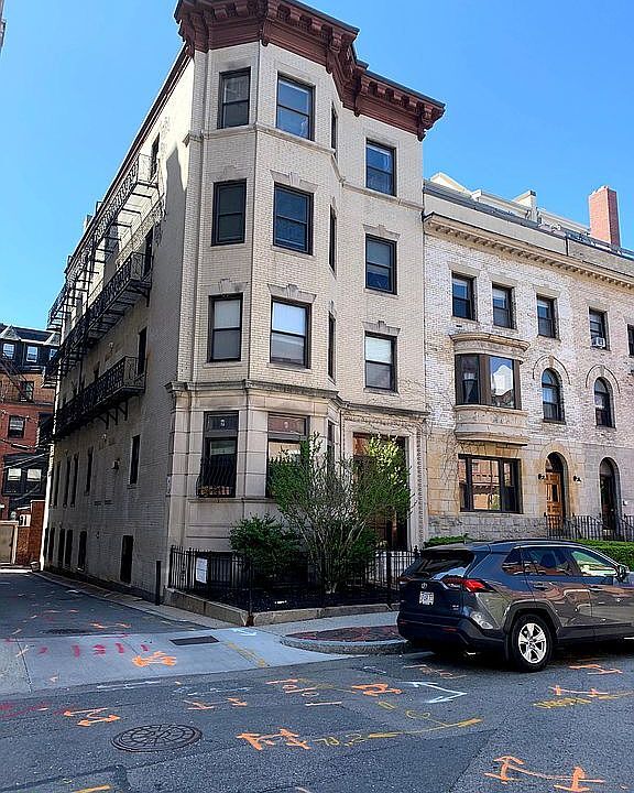 Photo - 65 Hemenway St