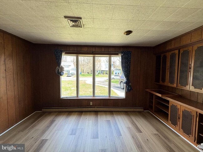 Building Photo - 45 Meribrook Cir