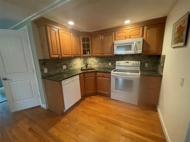 Photo - 1043 NY-216 Townhome