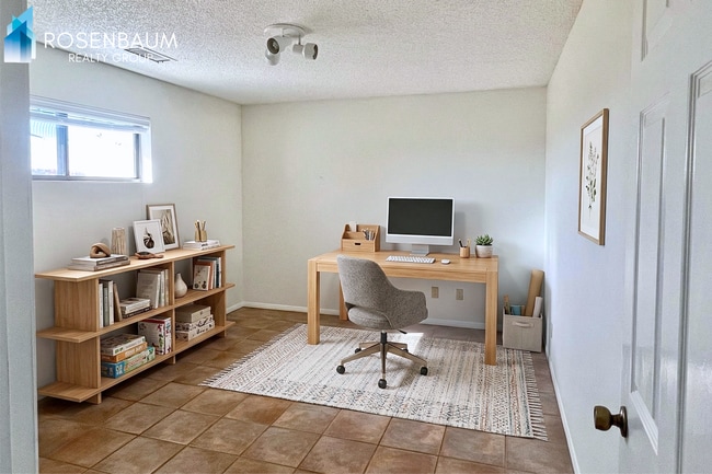 Photo - Hilltop 3-beds, 2-baths retreat with Mountain Views in Prescott Country Club!