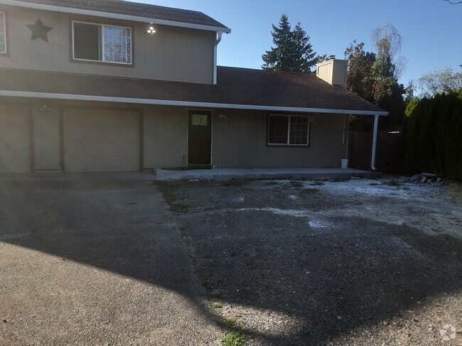 Building Photo - 14702 SE 16th Cir Rental