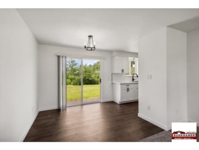 Photo - 405 N 18th St