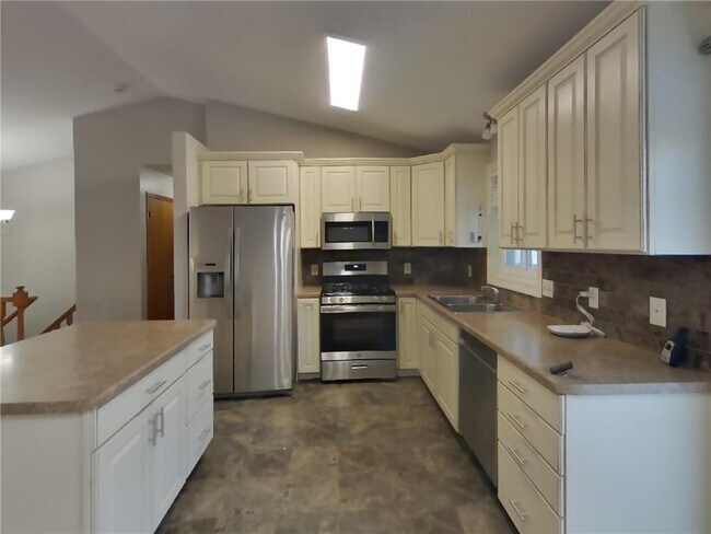 Photo - 3967 156th St W