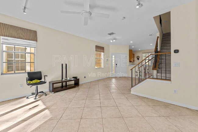 Building Photo - 1938 Fiesta Ridge Ct