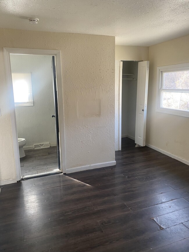 Photo - 5433 Beacon Ave