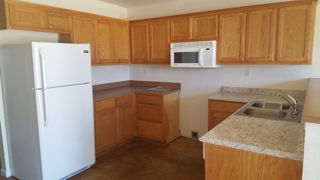 Photo - Dilley Street Apartments
