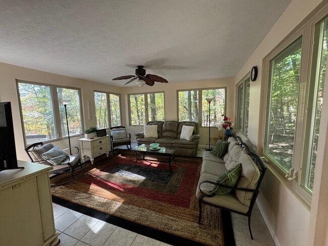 Photo - 135 Inglewood Ct