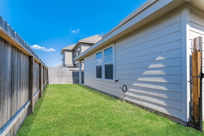 Photo - 5311 Tobins Gully Dr