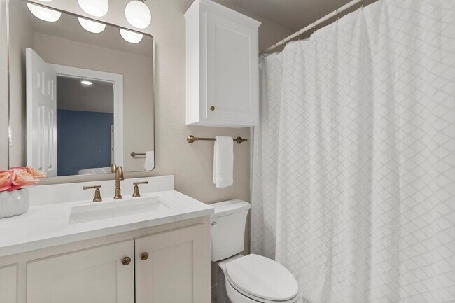 Photo - 2822 Taylorcrest