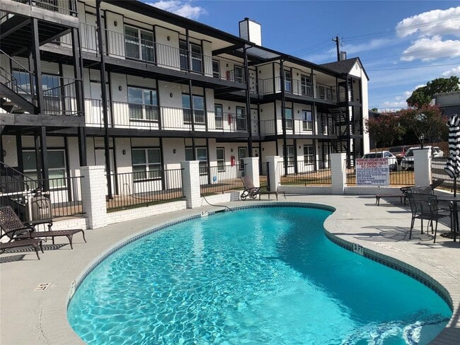 Building Photo - 6409 Burns St Unit 306 Rental