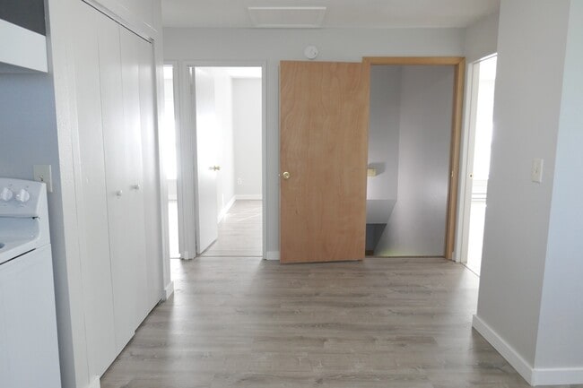 Photo - 1756 Franklin Ave Unit 1756 Franklin Ave.- B