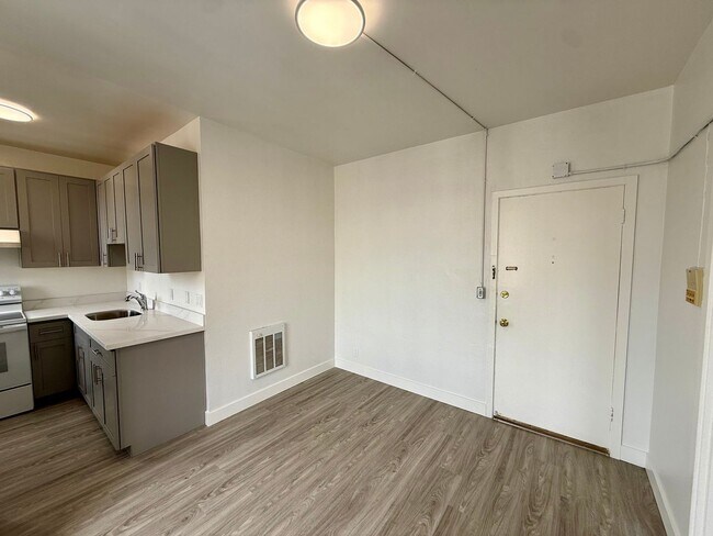 Photo - 757 Jackson St Unit 301